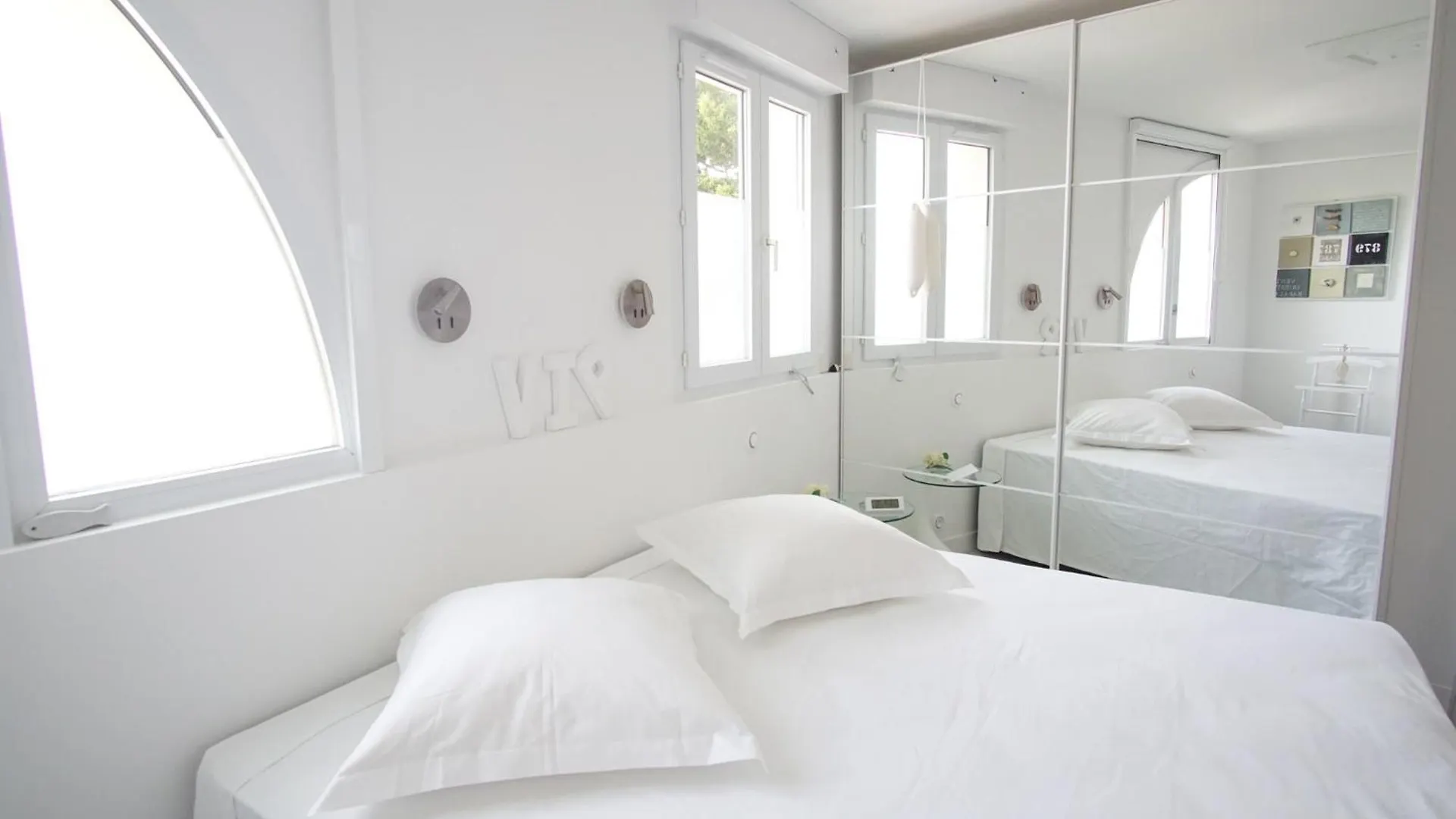 Apartment -Ar Men- T2 Avec Terrasse Vue Mer - Plage A 50M Concarneau France