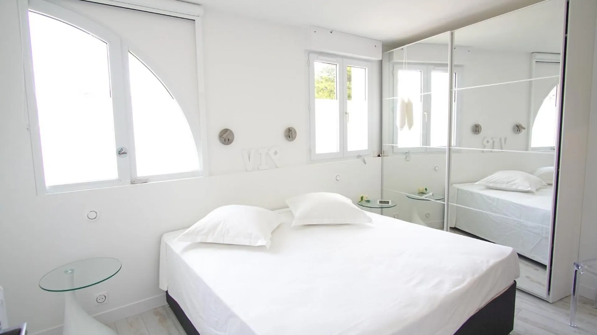 -Ar Men- T2 Avec Terrasse Vue Mer - Plage A 50M Concarneau