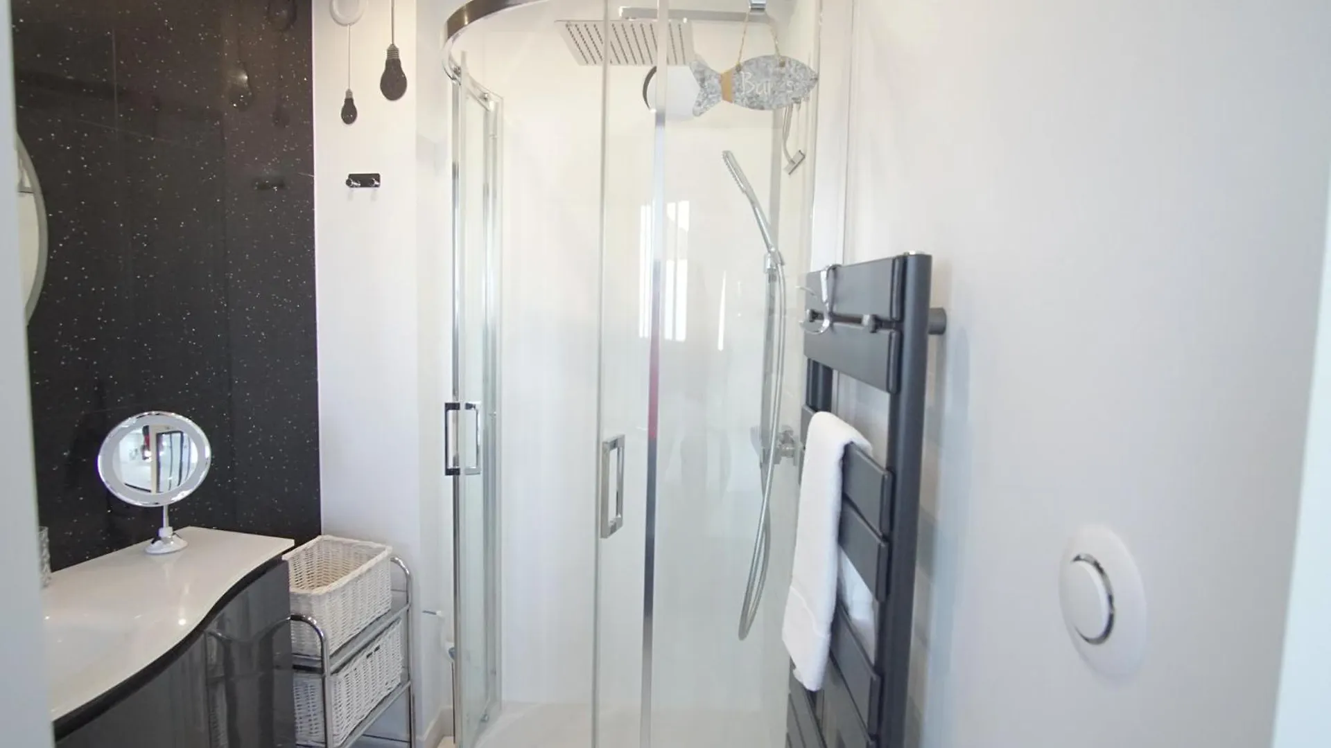 Apartment -Ar Men- T2 Avec Terrasse Vue Mer - Plage A 50M Concarneau