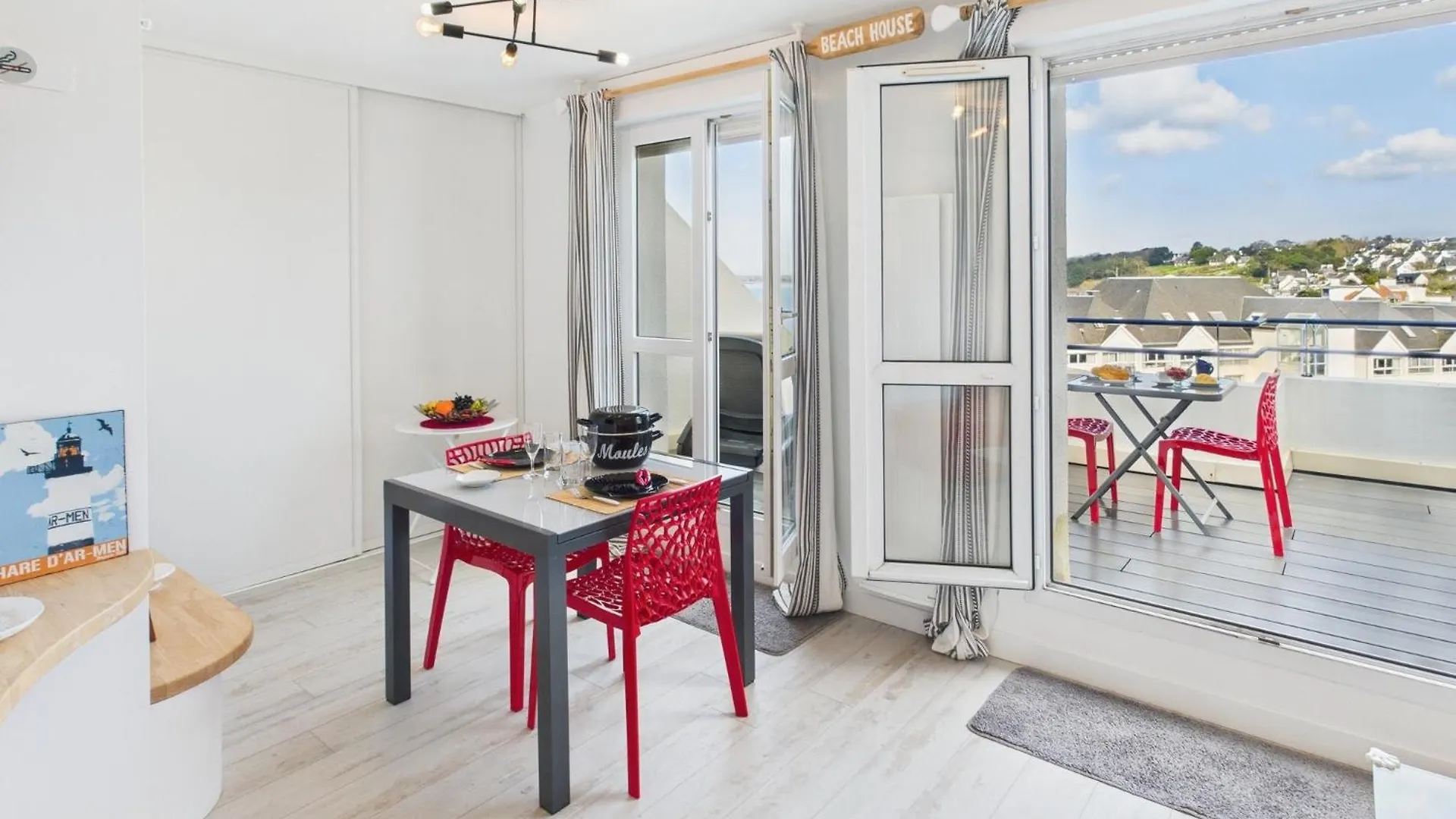 -Ar Men- T2 Avec Terrasse Vue Mer - Plage A 50M Concarneau Apartment